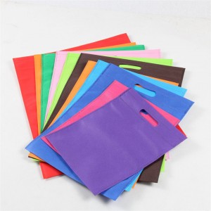 sac publicitaire réutilisable en tissu non tissé bon marché à poignées découpées